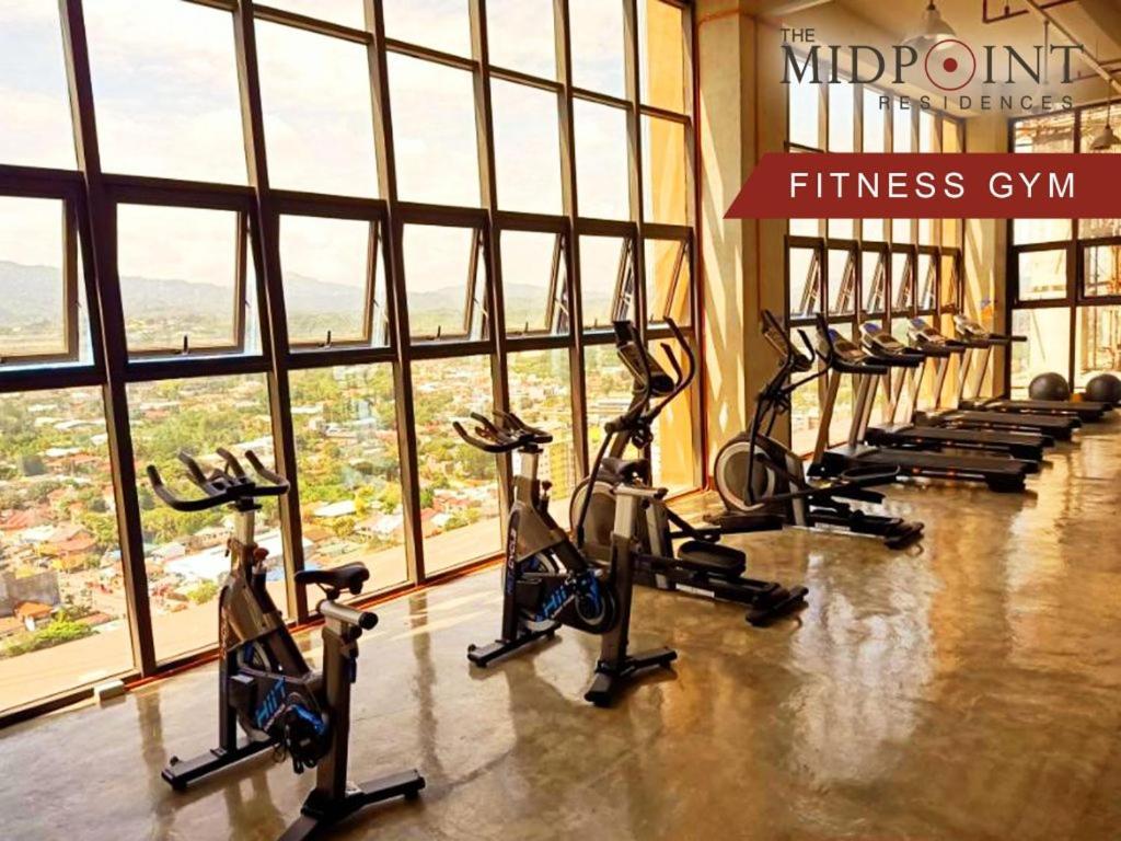 2 Bedroom Condo @ Midpoint Residences W/ City View Mandawe Eksteriør bilde