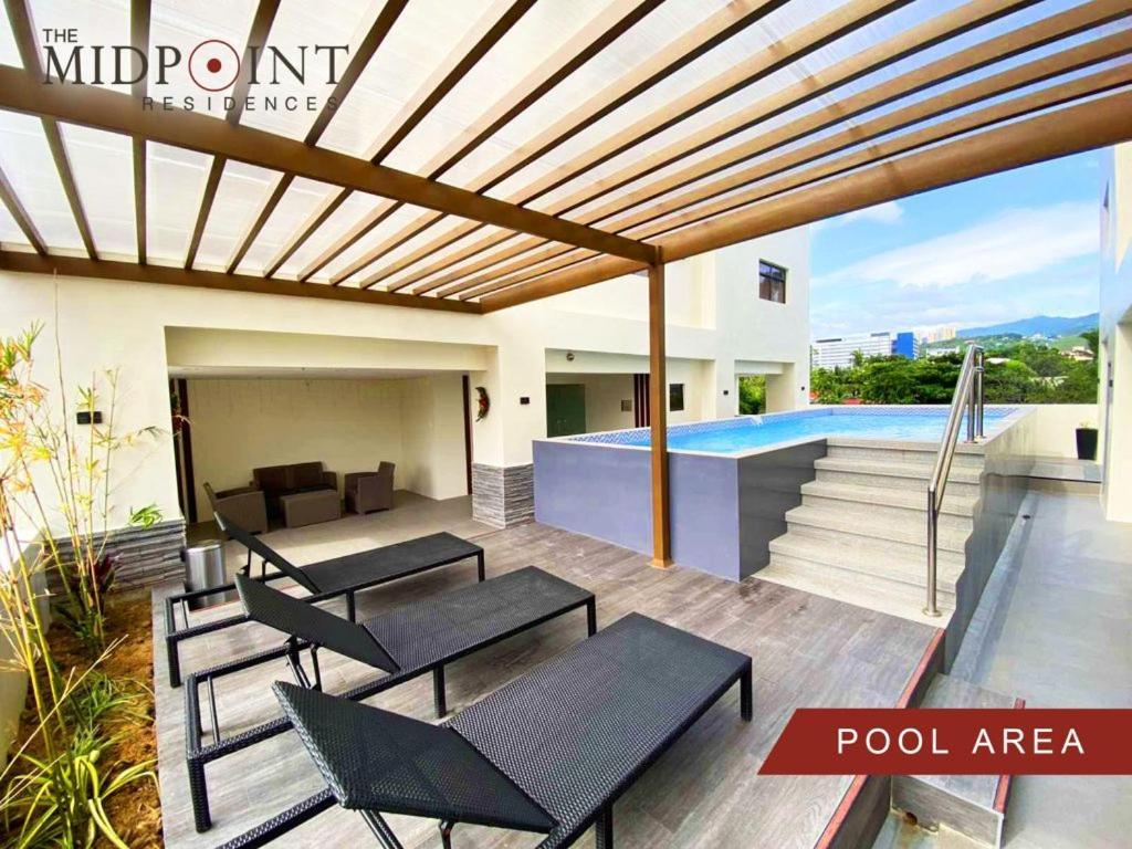 2 Bedroom Condo @ Midpoint Residences W/ City View Mandawe Eksteriør bilde